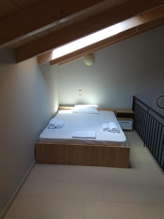 4 Seasons Villas Plataria Extérieur photo